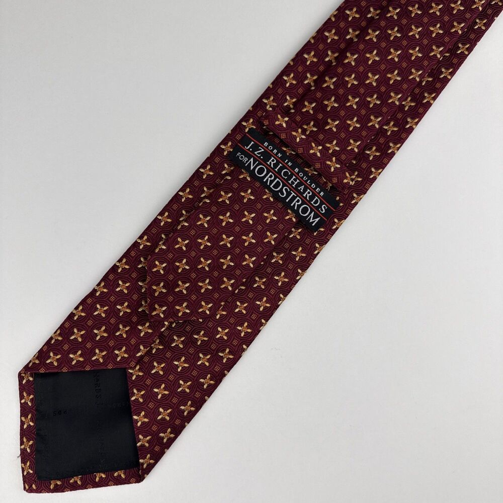 J.Z. Richards For Nordstrom Mens Maroon Floral 100% Silk Hand craft in USA